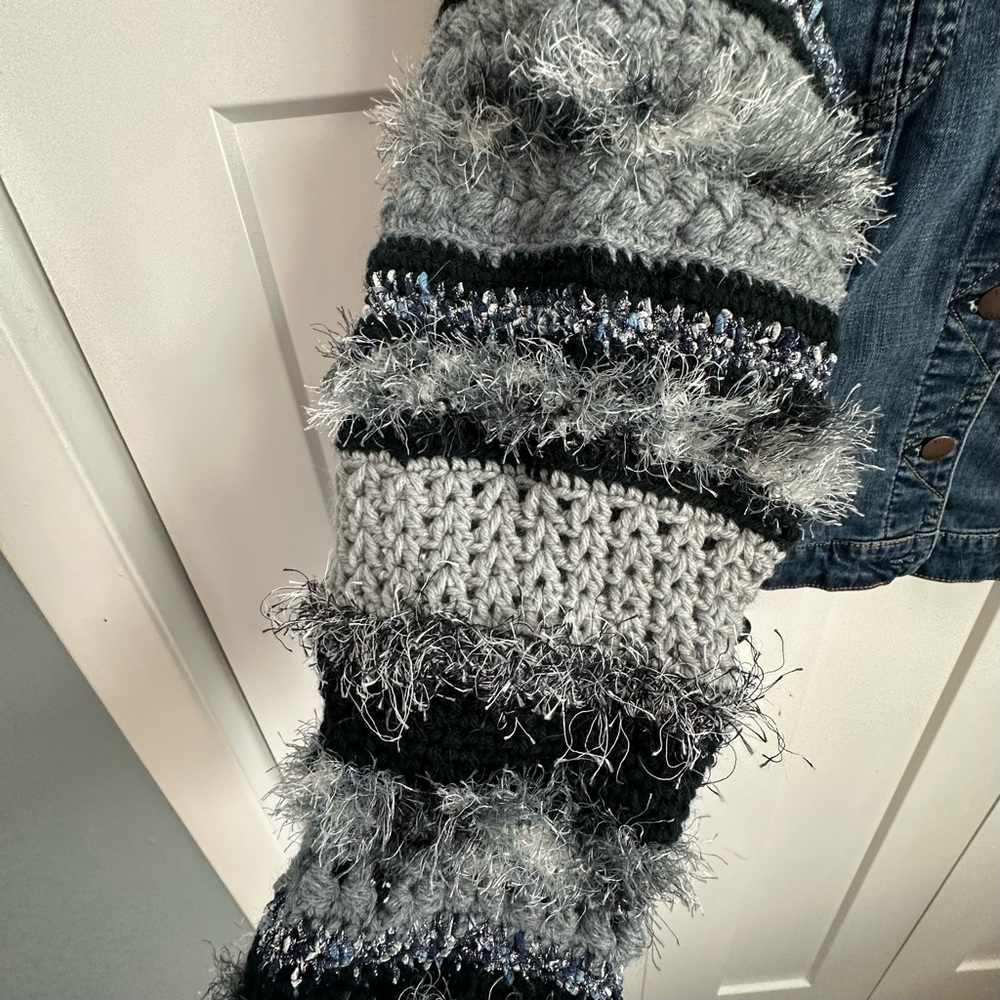 Upcycled Women's Denim Jacket with  Crocheted Textured Sleeves - m/l - Picture 3 of 9